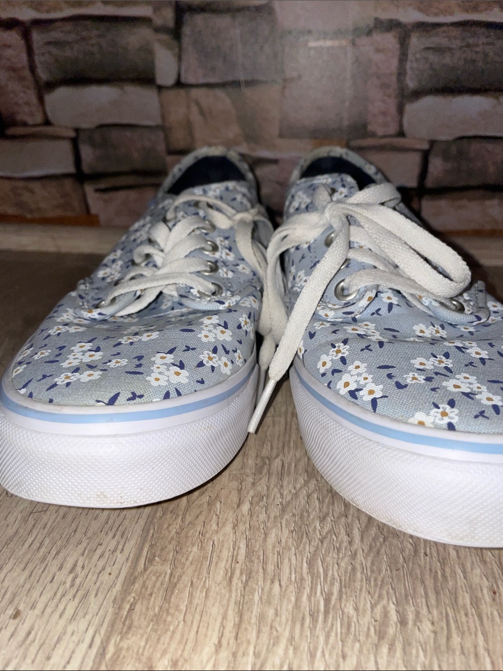 Vans Light Blue Floral Lace-Up Sneakers - Picture 3 of 5